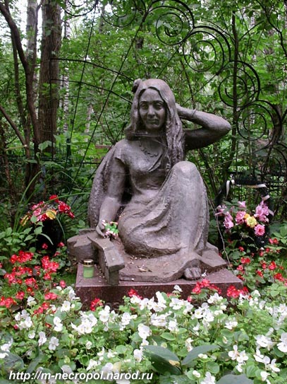 могила Розы Джелакаевой, фото Двамала, вариант 17.3.08 г.